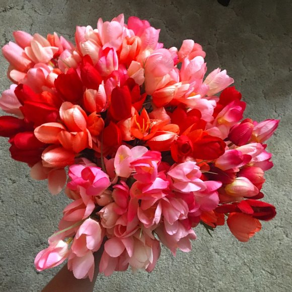 Artificial Flowers Set of 16 Tulips from Michaels - Picture 1 of 2